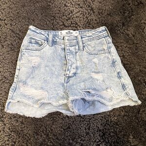 Hollister curvy ultra high-rise mom short 3”